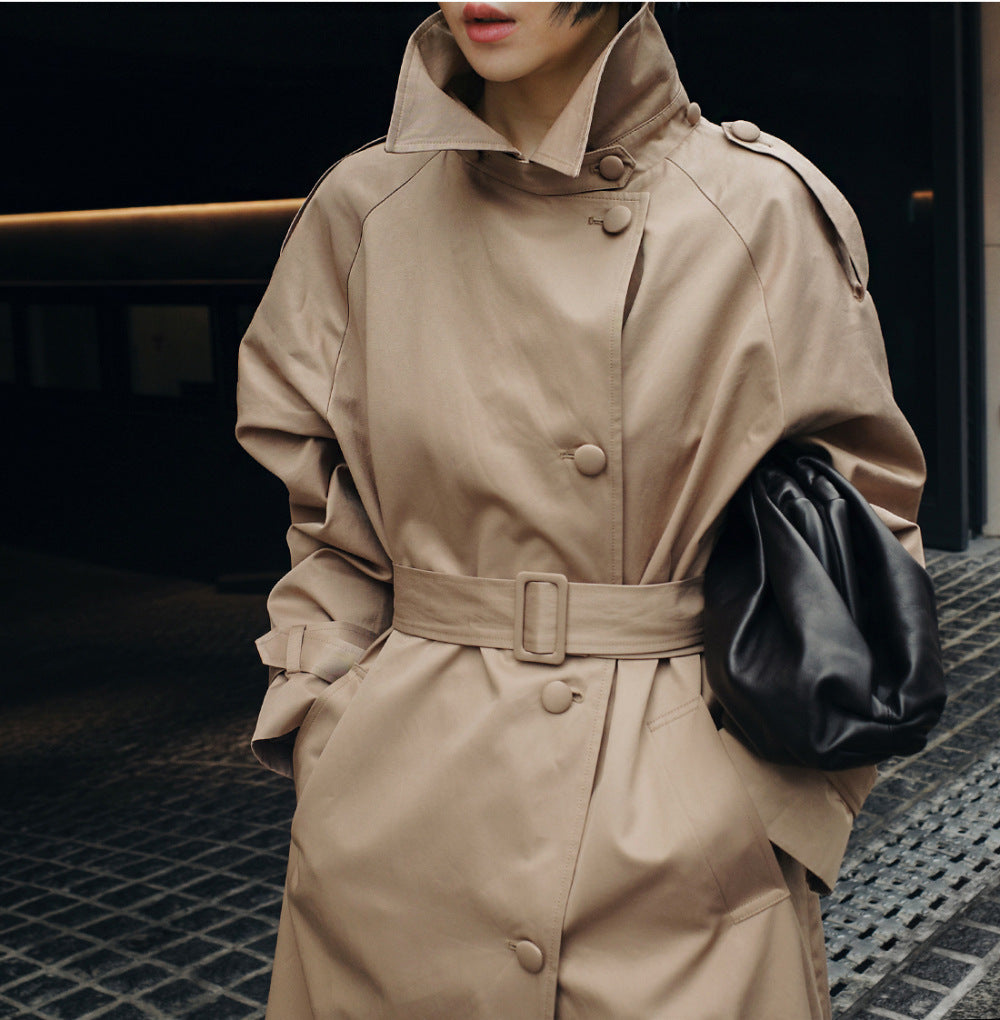 The Amalia trench coat