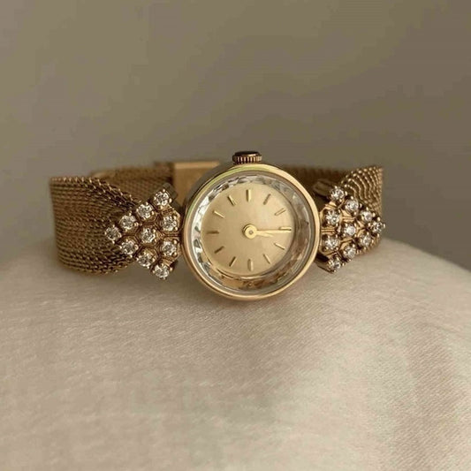 Amira watch